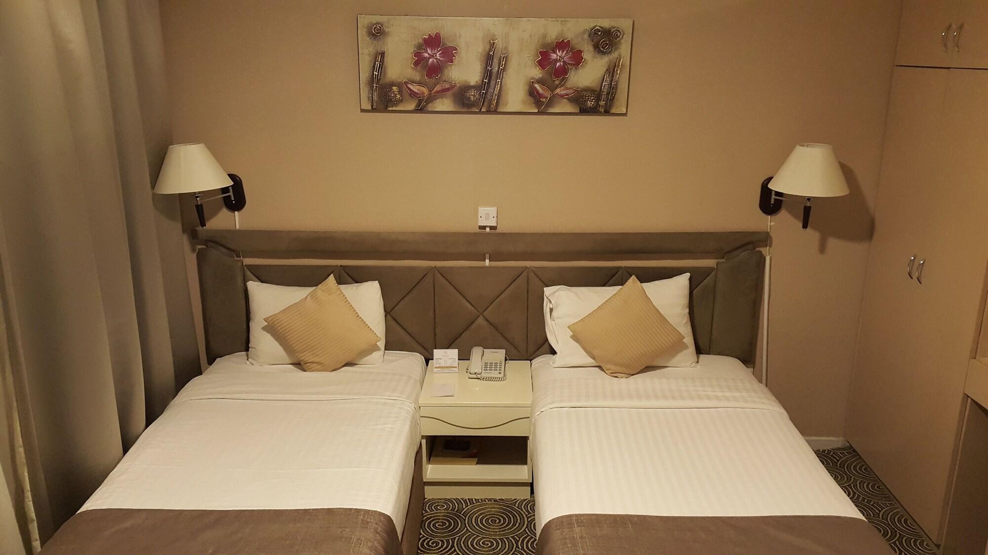 Wescott Pearl Hotel Apartments Dubai Exterior foto