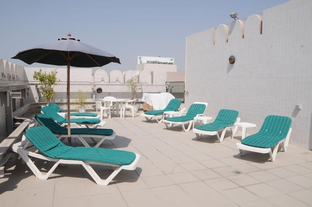 Wescott Pearl Hotel Apartments Dubai Exterior foto