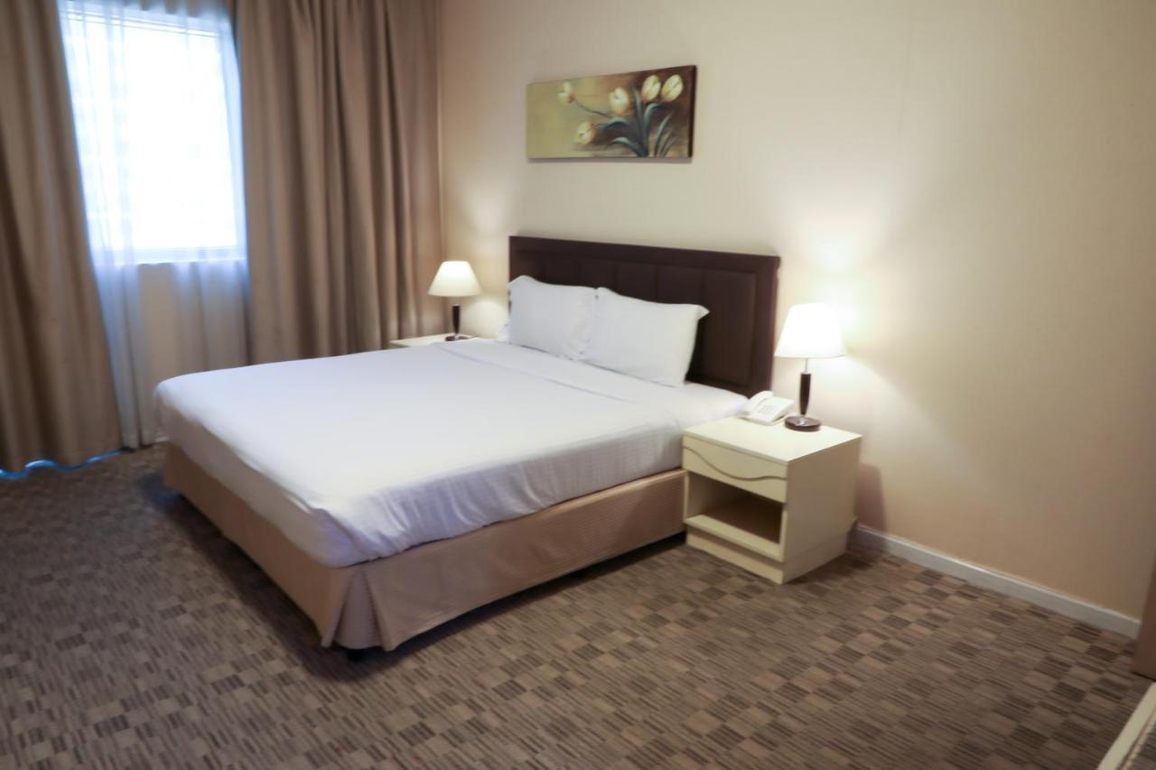 Wescott Pearl Hotel Apartments Dubai Exterior foto
