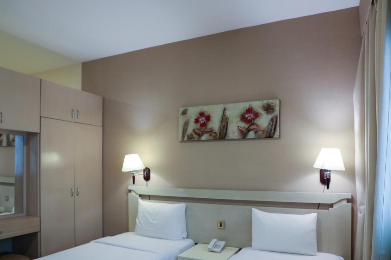 Wescott Pearl Hotel Apartments Dubai Exterior foto